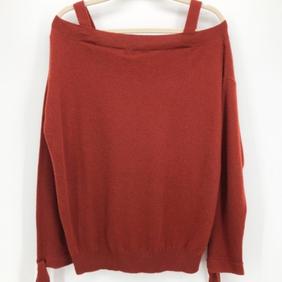 Theory Cold Shoulder 100% Cashmere Sweater Red - Picture 3 of 7